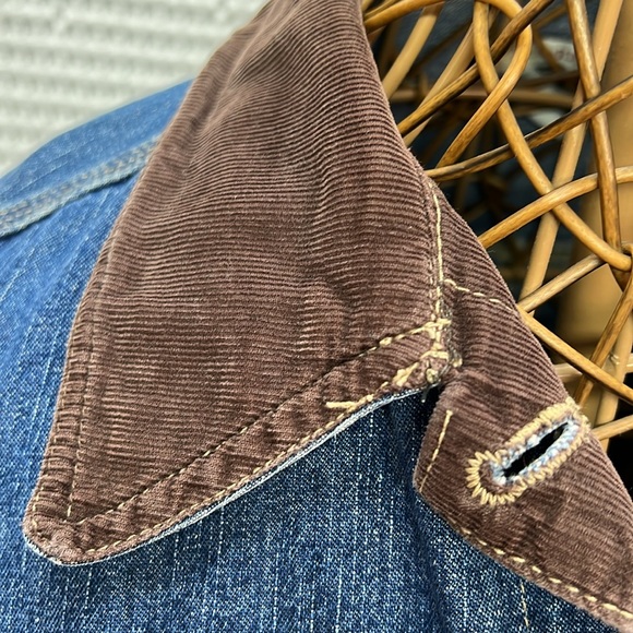 Vintage Caribbean Joe Size Small Petite Denim Jacket with 4 Front Pockets. EUC - Picture 3 of 7